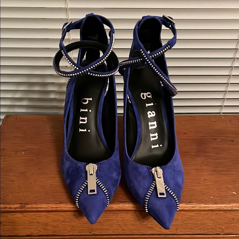Gianni Bini Women's Blue Heels